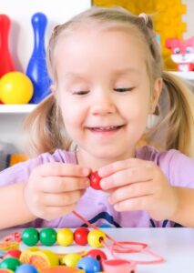 Lee más sobre el artículo Etapas del Crecimiento y Desarrollo en Niños de 13 Meses a 5 Años