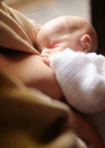 Lee más sobre el artículo Lactancia materna: beneficios, apoyo y prácticas recomendadas